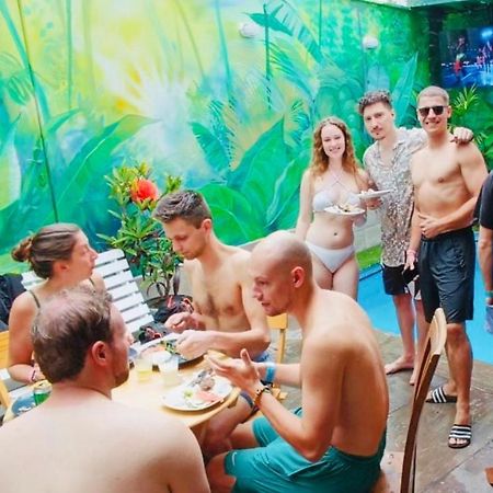 Rainbow Hostel Lima Luaran gambar